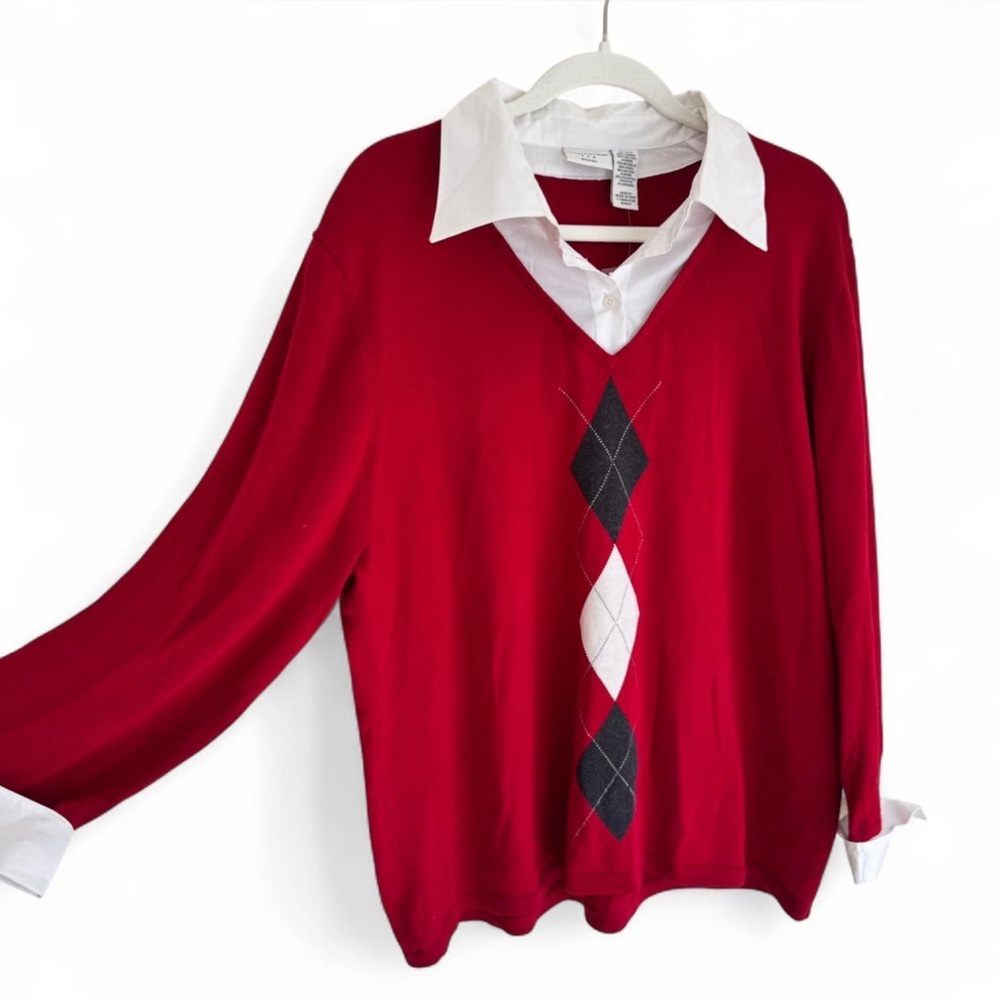 Early 2000’s Covington Woman Red Argyle V-Neck Sweater with White Collar - 3XL